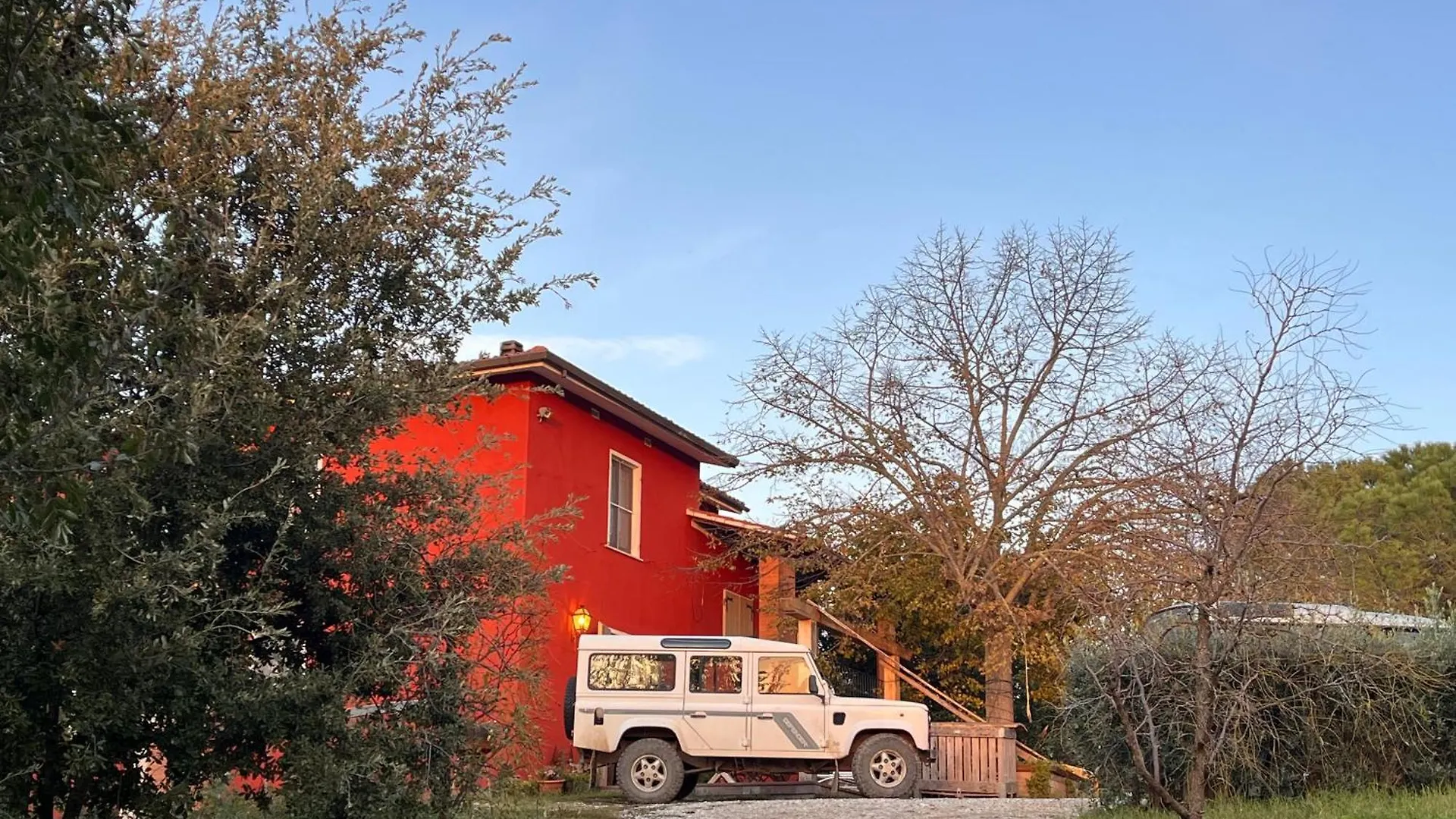 فندق مبيت وإفطار Usigliano Agriturismo Podere Orzale Hospitality & Quarter Horses إيطاليا